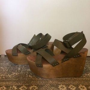 Joes Jeans Brenda Wooden Wedge, Olive
